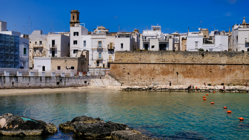 2025_05_12_095952_apulien-2025.jpg - Monopoli