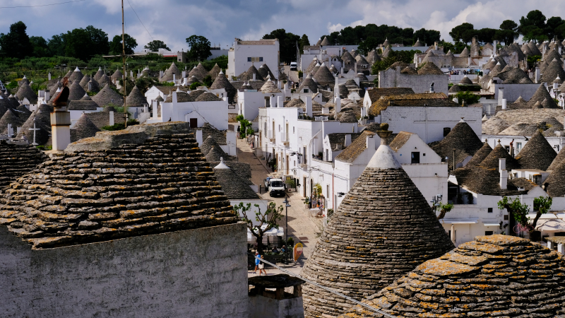 2025_05_15_081448_apulien-2025.jpg - Alberobello