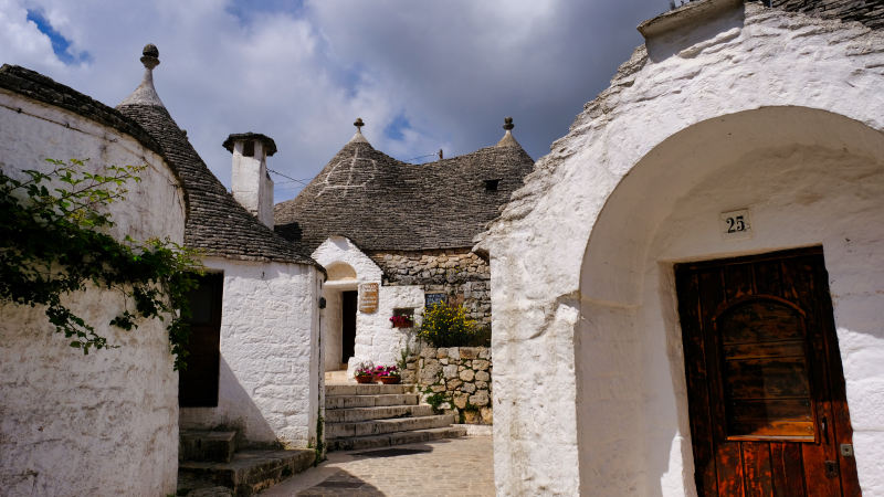 2025_05_15_082112_apulien-2025.jpg - Alberobello