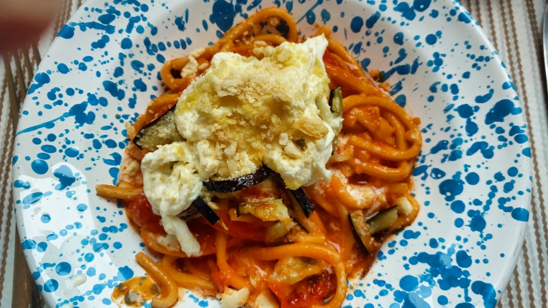 2025_05_15_123418_apulien-2025.jpg - Spaghetti con burrata