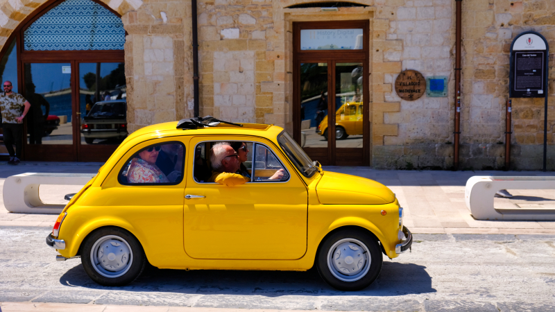 2025_05_18_094356_apulien-2025.jpg - Fiat 500 - ca. 65 Jahre alt