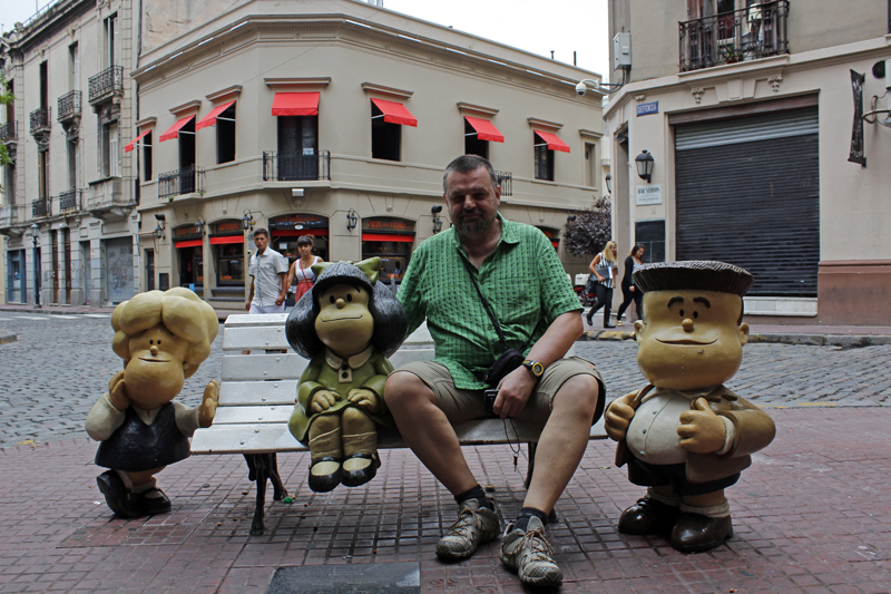 2015-02-05_09-27-56_argentinien-2015.jpg - 4 lustige Leute in San Telmo