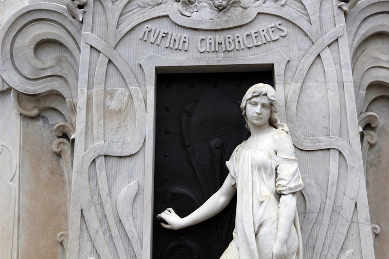 2015-02-05_12-21-26_argentinien-2015.jpg - Friedhof La Recoleta, auf dem u.a. Evita Peron bestattet