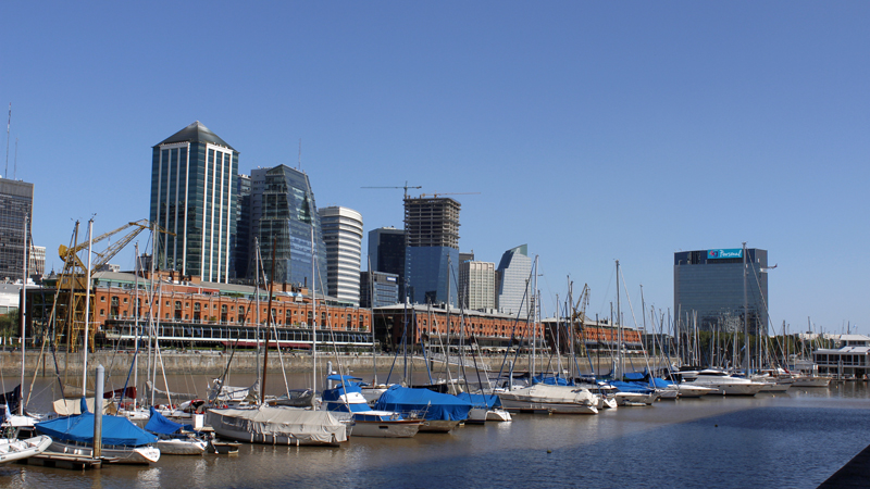2015-02-06_09-55-41_argentinien-2015.jpg - Am ehemaligen Hafenbecken von Puerto Madero