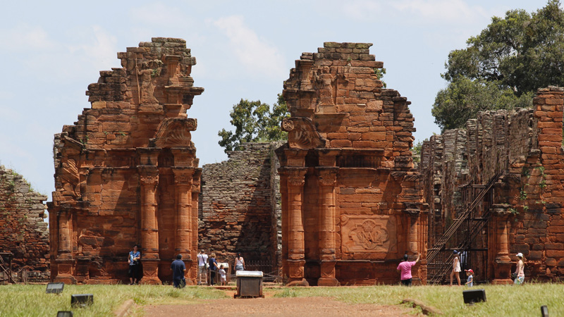 2015-02-09_14-10-52_argentinien-2015.jpg - Ruinas de San Ignacio