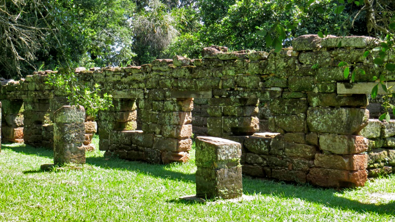 2015-02-09_14-52-15_argentinien-2015.jpg - Ruinas de San Ignacio