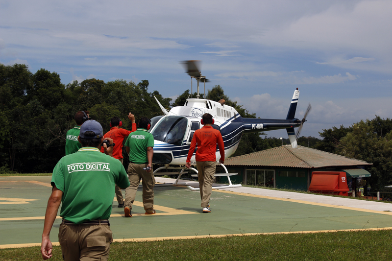 2015-02-10_14-38-26_argentinien-2015.jpg - Wir machen einen Hubschrauberrundflug