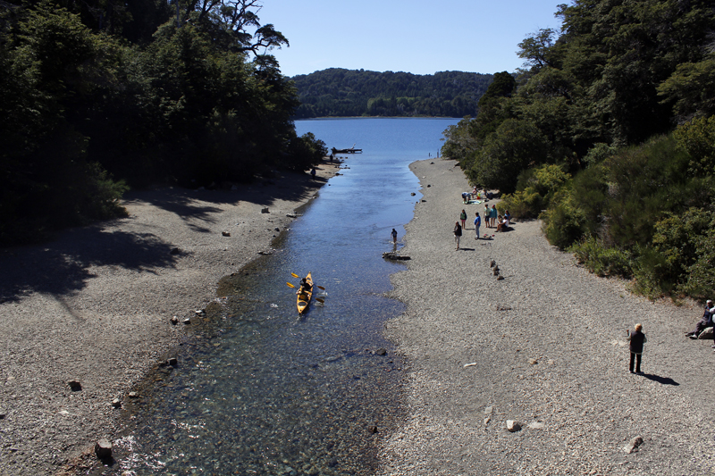 2015-02-13_11-28-59_argentinien-2015.jpg - Spaziergang am Huapisee