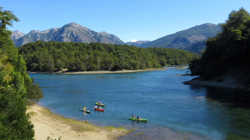 2015-02-14_17-07-37_argentinien-2015.jpg - Zwischenstopp im Nationalpark "Los Alcerces"