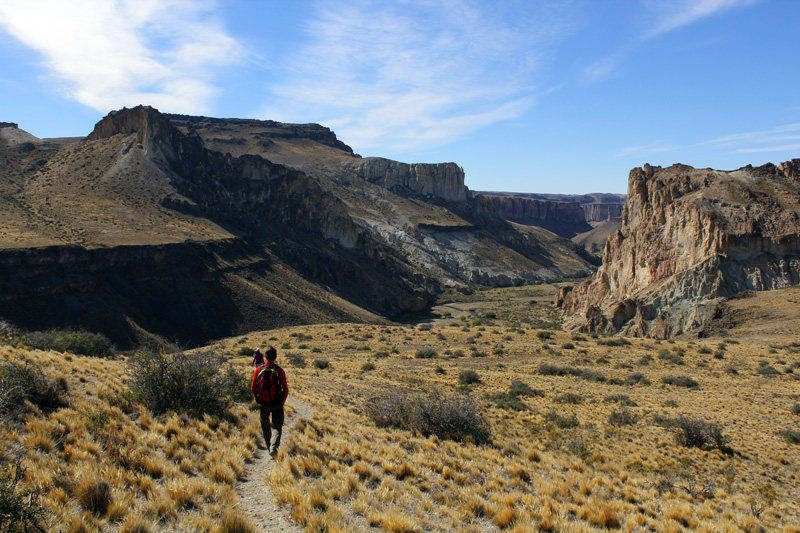 2015-02-16_11-14-16_argentinien-2015.jpg - Abstieg ins Tal