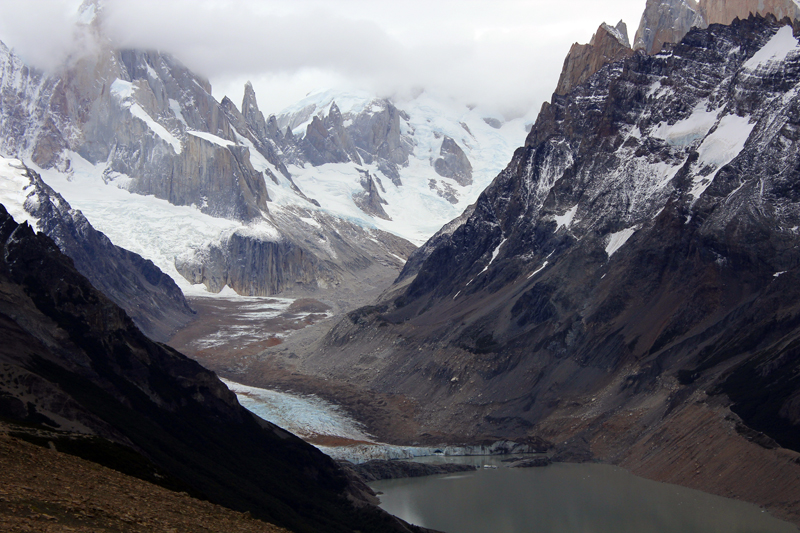 2015-02-18_12-06-23_argentinien-2015.jpg - Blick vom Mirador Loma del Pliegue Tumbado zum Glaciar Torre