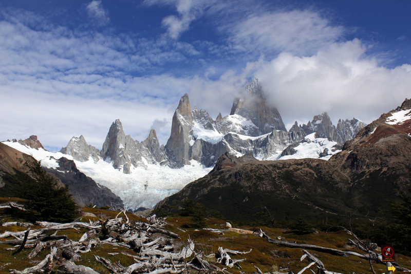 2015-02-19_11-57-15_argentinien-2015.jpg - Beeindruckende Bergkulisse am Fitz Roy