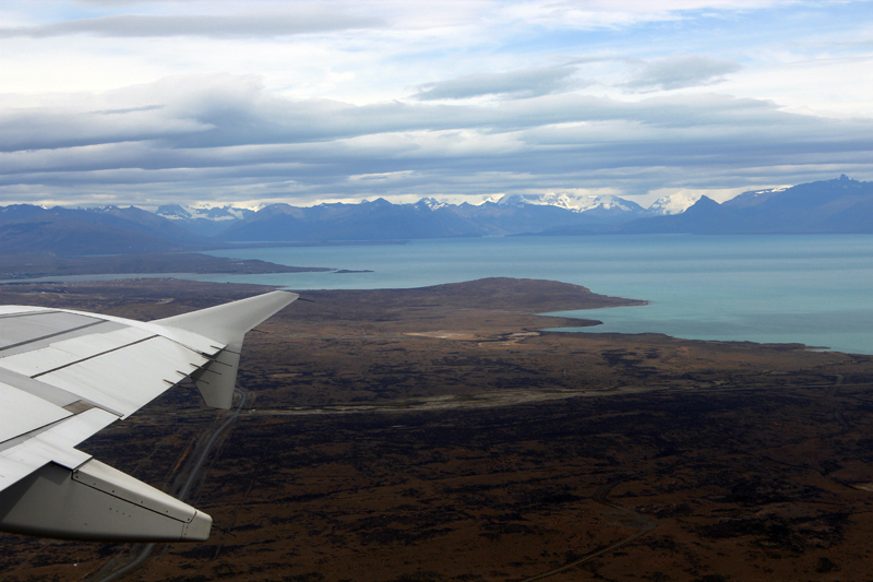 2015-02-22_12-42-25_argentinien-2015.jpg - Flug von El Calafate nach Ushuaia