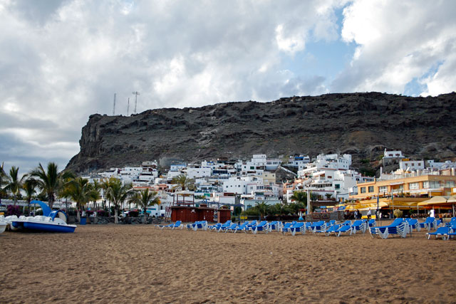 2009-03-02_20-02-35.jpg - Am Strand von Puerto de Mogan