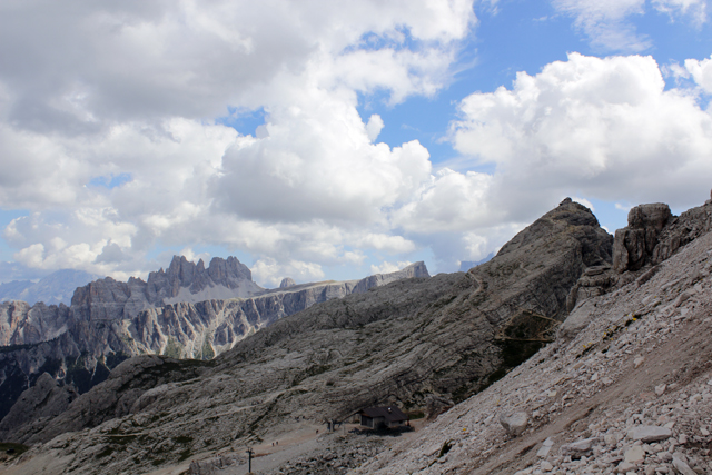 2011-08-14_12-06-43_cadore.jpg - Blick zum Croda di Lago