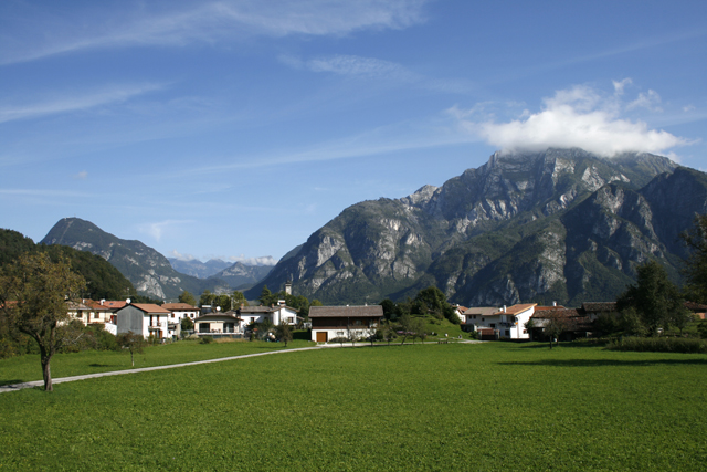 2010-09-20_10-29-15_friaul_2010.jpg - Cavazzo