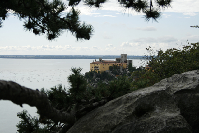 2010-09-25_15-13-40_friaul_2010.jpg - Castel Nuovo bei Duino