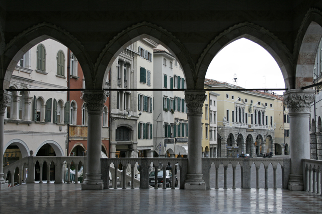 2010-10-01_15-55-09_friaul_2010.jpg - Udine