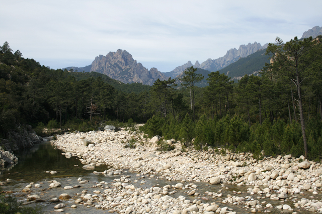 2009-05-10_09-40-58_korsika.jpg - Solenzaratal