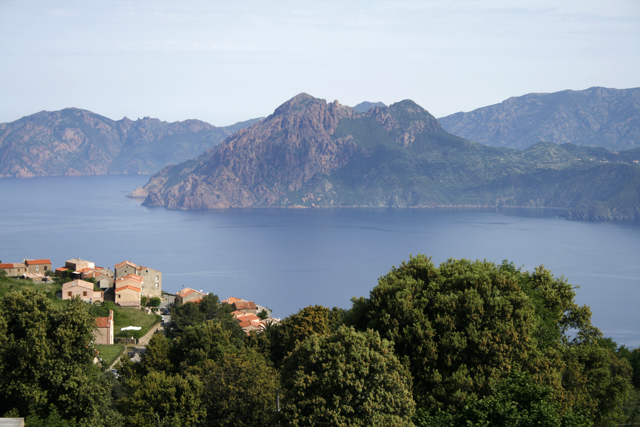 2009-05-14_09-50-00_korsika.jpg - Piana - Calanche