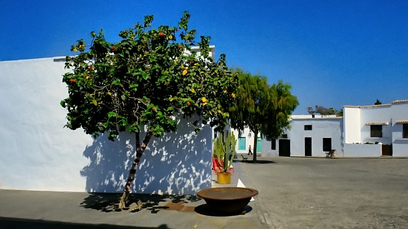 2021_10_18_130102_lanzarote-2021.jpg - Bummel durch das sehenswerte Teguise im Zentrum der Insel