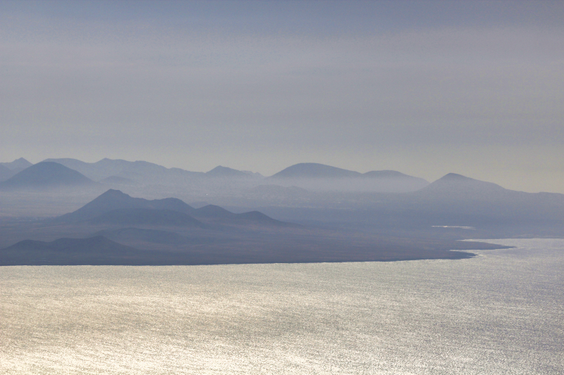 2021_10_19_163215_lanzarote-2021.jpg - Lanzarote im Dunst