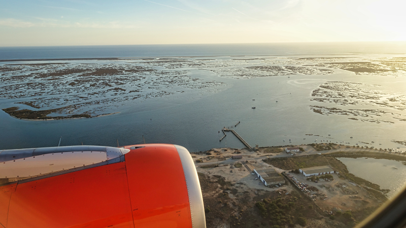 2021_10_24_181337_lanzarote-2021.jpg - Zwischenlandung in Faro (Portugal)
