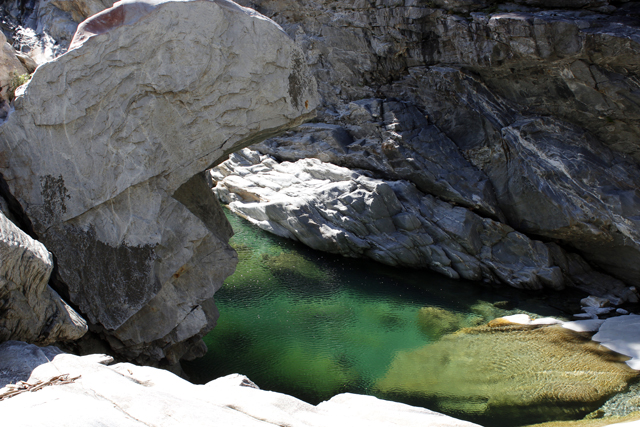 2012-05-16_16-48-35_ligurien2012.jpg - Maggia oberhalb von Ponte Brolla