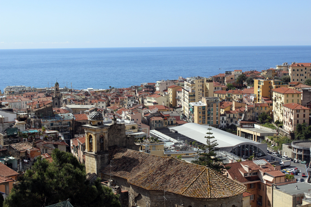 2012-05-02_08-50-56_ligurien2012.jpg - Sanremo