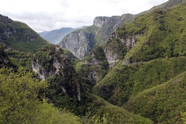 2012-05-06_10-30-57_ligurien2012.jpg - Das Beveratal oberhalb von Sospel