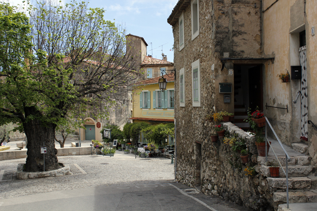 2012-05-08_13-32-36_ligurien2012.jpg - Gorbio