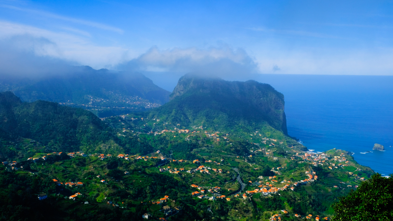 2023-02-28_152412_madeira-2023.jpg - Ausblick vom Miradouro da Portela