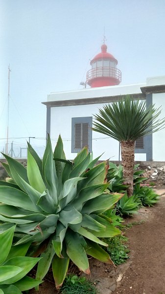 2023-03-06_134329_madeira-2023.jpg - Leuchturm Farol da Ponta do Pargo an der Westspitze Madeiras