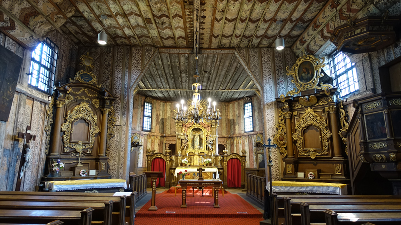 20200912_130346_malafatra_broumovsko_2020.jpg - Die komplett hlzerne Marienkirche in Broumov                               