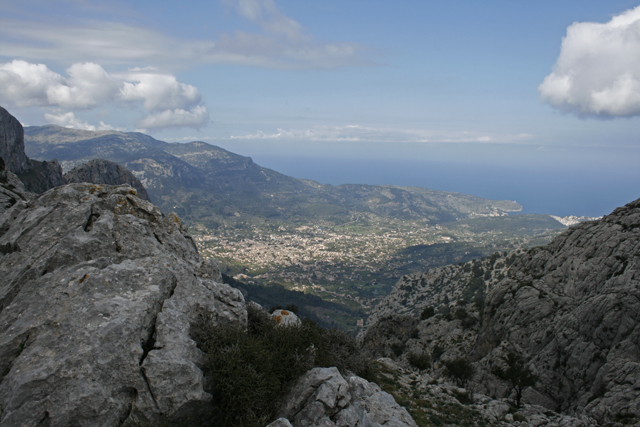 2011-03-20_11-58-17_mallorca_2011.jpg - Blick vom Col de L'Ofre nach Sller