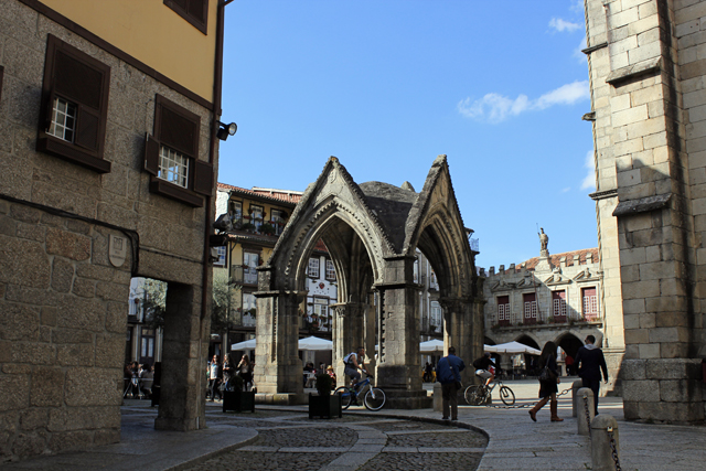 2012-10-20_16-26-14_portugal2012.jpg - Guimaraes