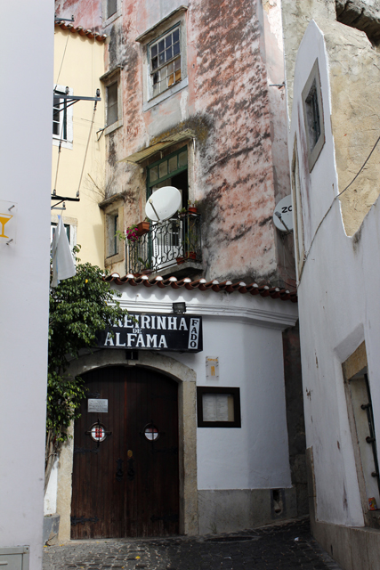 2012-10-14_12-51-42_portugal.jpg - Lissabon - Alfama