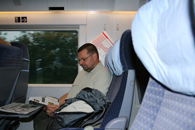 2008-09-27_07-17-11.jpg - Fahrt nach Frankfurt/Main