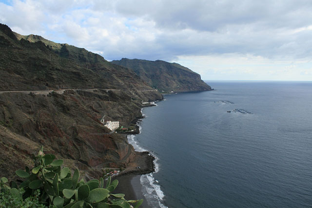 2007-12-28_12-44-22_teneriffa2.jpg - Unten sieht man Las Gaviotas