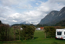 Camping mit Blick auf den Wilden Kaiser