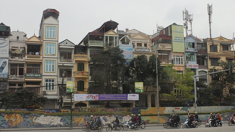 2014-03-16_07-24-18_vietnam2014.jpg - Hanoi - Erste Eindrcke