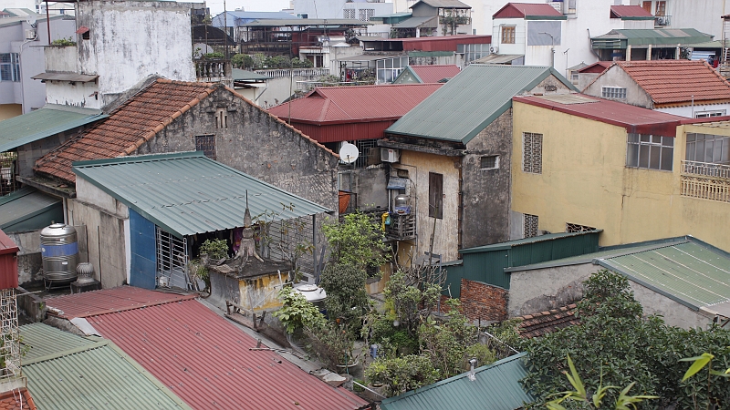 2014-03-16_08-01-28_vietnam2014.jpg - Hanoi - Blick aus dem Hotelzimmer