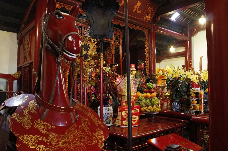 2014-03-20_10-59-55_vietnam2014.jpg - Insel-Tempel auf dem Hoan-Kiemsee