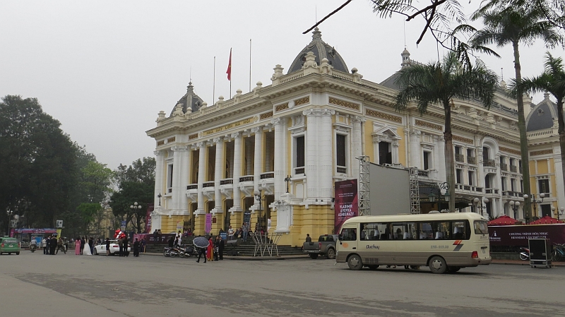 2014-03-20_15-59-02_vietnam2014.jpg - Die Oper von Hanoi