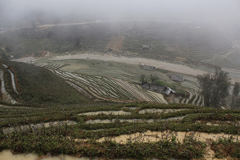 2014-03-22_13-50-56_vietnam2014.jpg - Wanderung durchs Muong Hoa Tal