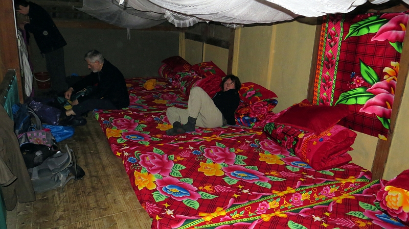 2014-03-22_16-47-33_vietnam2014.jpg - Unser Nachtlager bei den Roten Dao