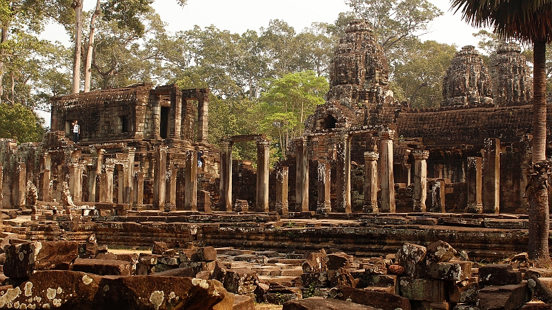 5-angkor-wat-43a.jpg - Tempelanlage Bayon